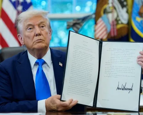 Trump Issues Executive Order Imposing Yearly $100,000 Charge on H-1B Visas